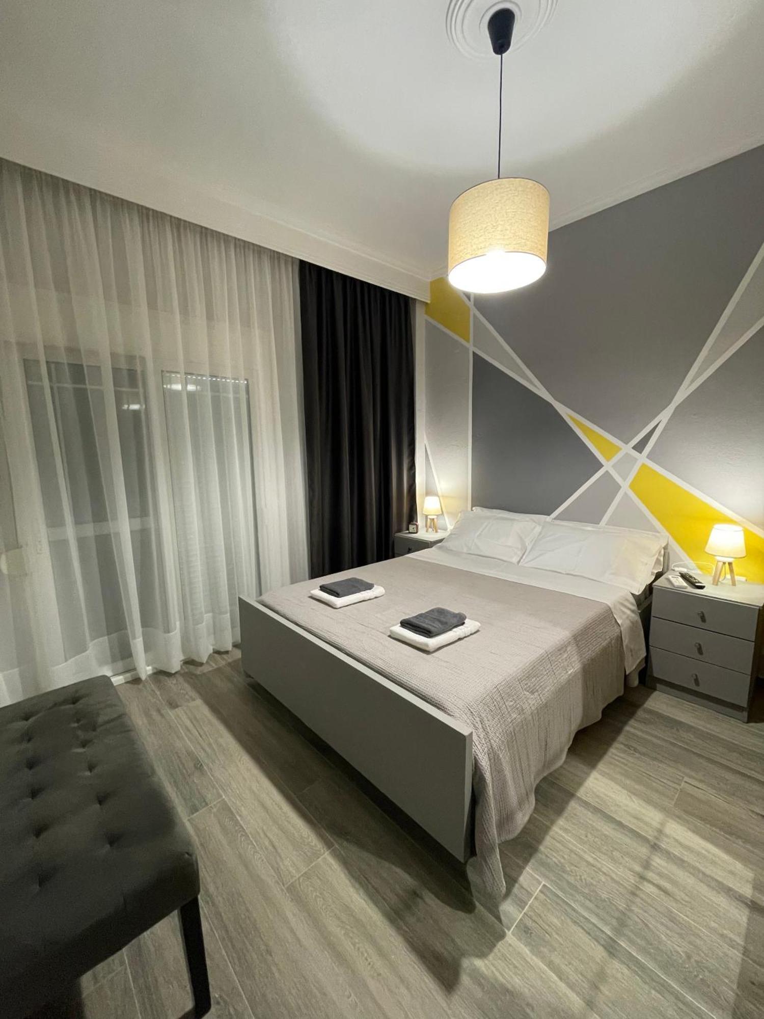 Dt Luxury Apartment Néa Péramos Dış mekan fotoğraf